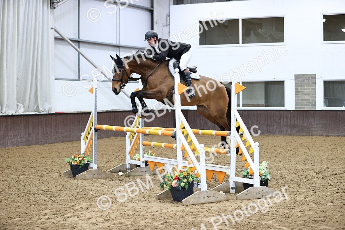SBM_006060 - Class 16 - Senior Newcomers - 1.10m Open