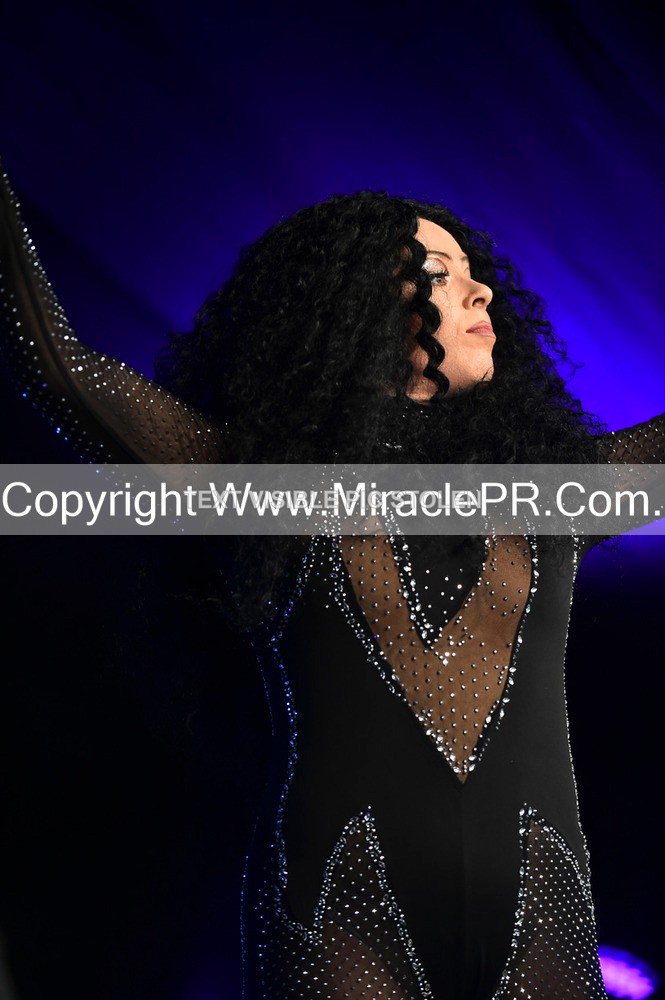 SH4_5986 - The Cher Experience