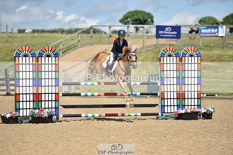 250628-150842-05737 - Cls 12 Newcomers Jump offs & Presentations