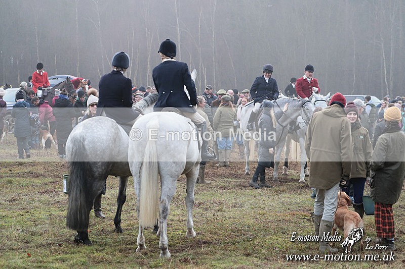HUPY 261224 35 - Pytchley with Woodland Hunt Boxing Day Meet 26th December 2024