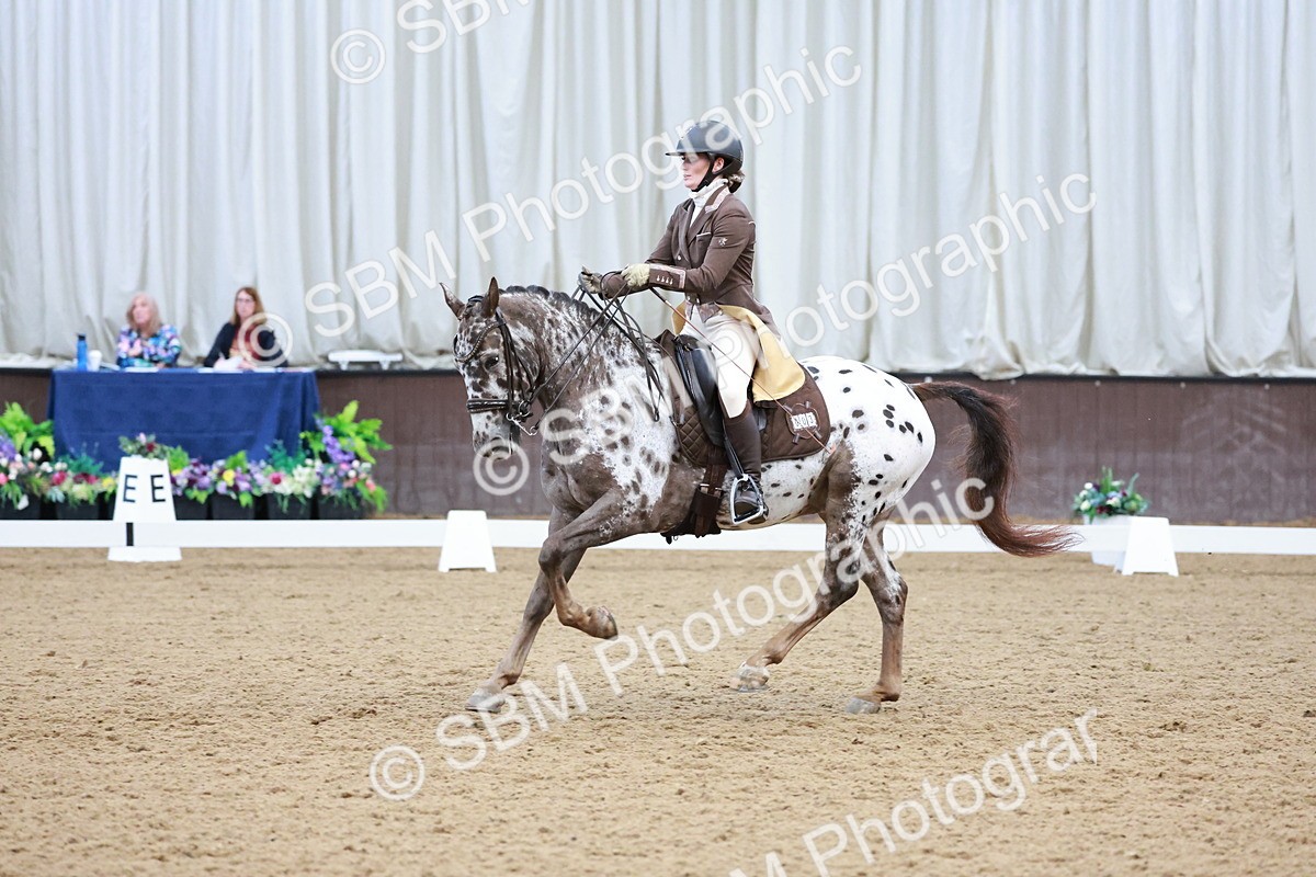 SBM_016572 - Class 5 - FEI INT II - 17.24-18.20
