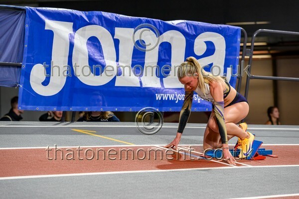 CEInv26-914046 - Track Female