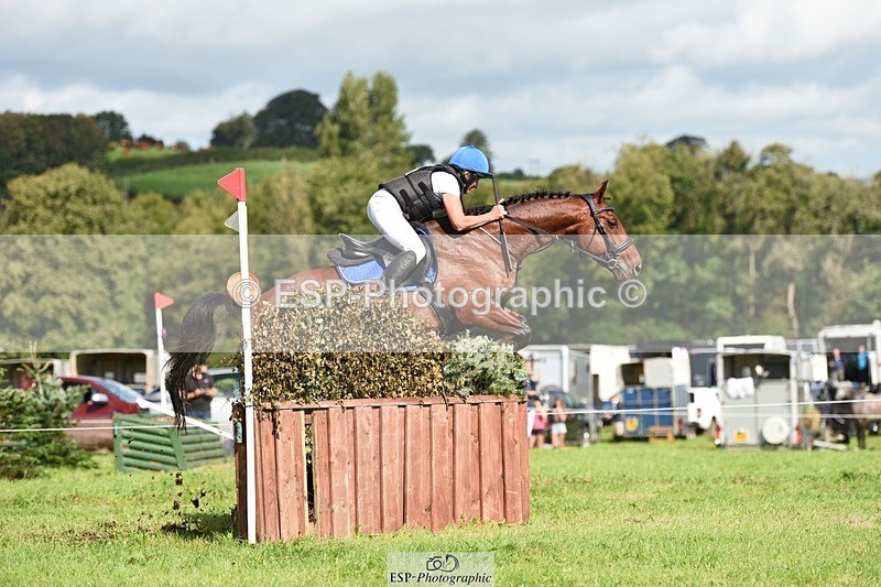 230820X-110146-1116 - BE90 XC 09.40 to Rider 151 at 11.44