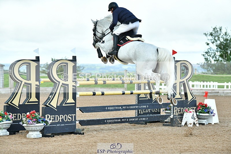 230723A-094824-10659 - Cls 4, 2 Star Small 1.30m