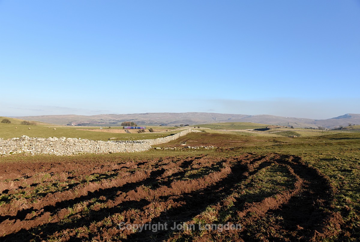 JL - 25.2.18 158817 1M01 15:20 Carlisle - Nottingham, Waitby Common - Waitby Common