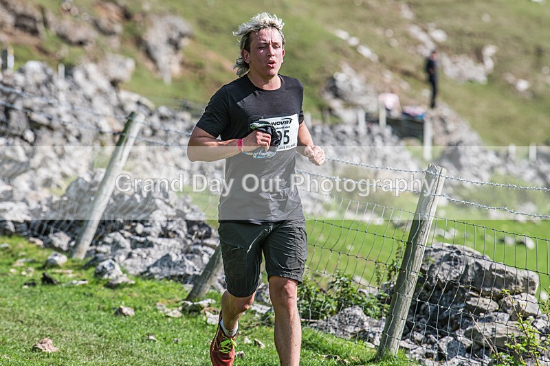 Ilam-698 - Ilam Three Peaks Fell Race (Limestone Series) Sunday 28th September 2025