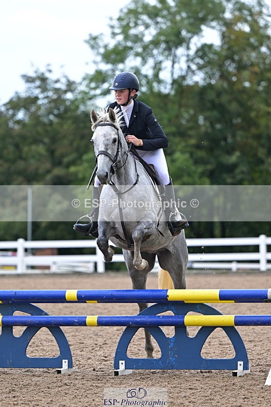 240925A-103145-00071 - Clear Round
