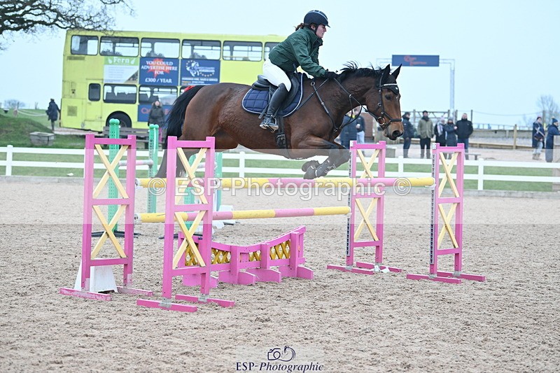 240113A-142743-02354 - Cls 13 Foxhunter and 1.20m Open