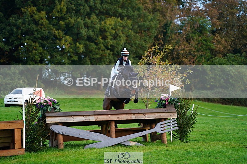 251025A-090012-15812 - D-357-Fenella.Redvers