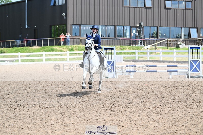 240609A-120533-04408 - Cls 23 Pony Intro 70cm