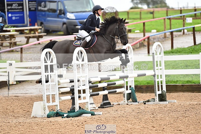 231028A-121348-01061 - Cls 3 Discovery & 90cm Open