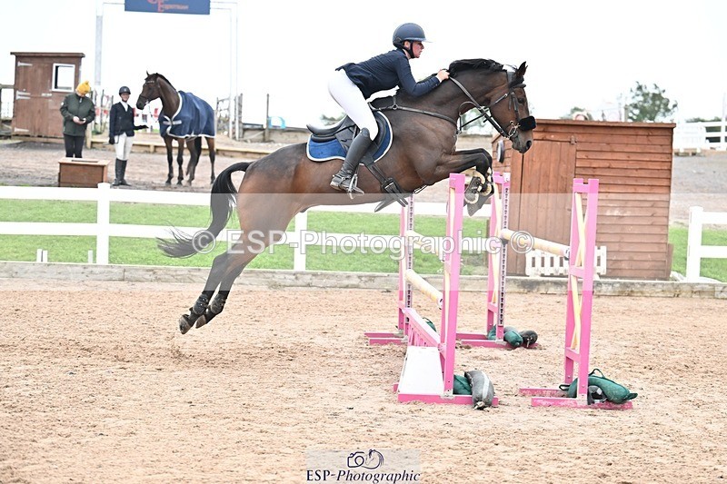 250917-133222-00698 - Cls 4 Newcomers and 1.10m Open