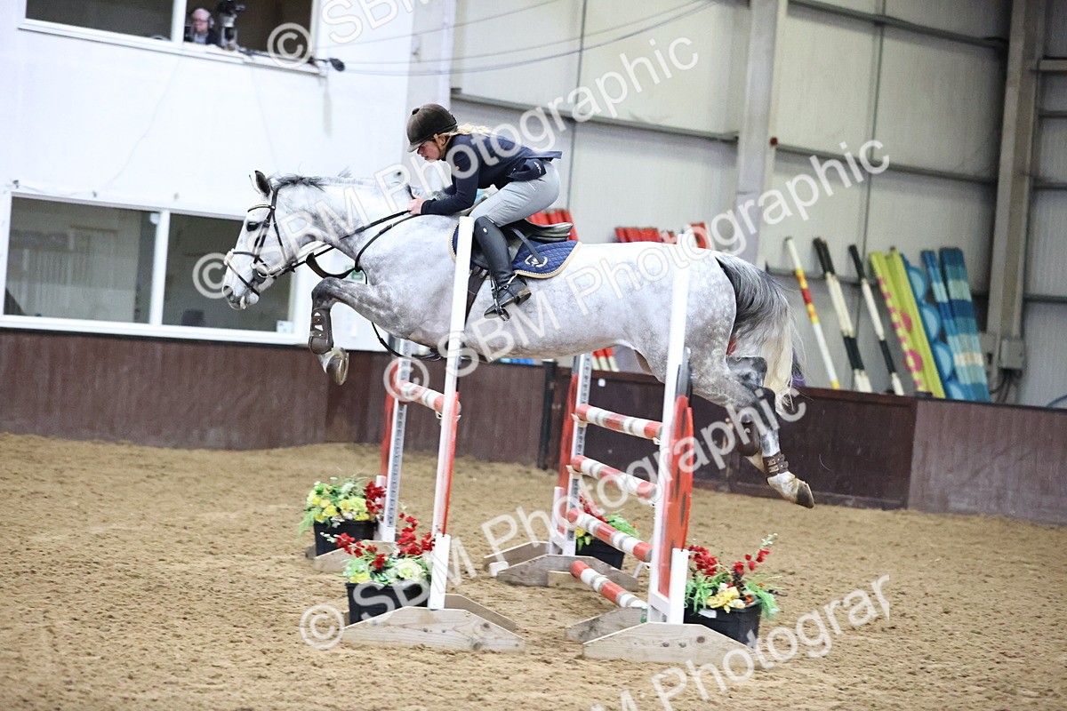 SBM_005334 - Class 17 - Senior Newcomers 1.10m