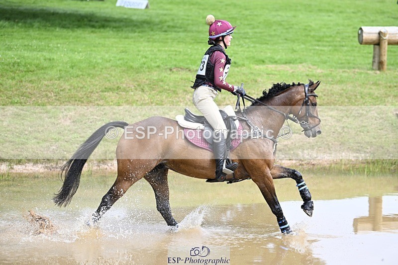 240803-145958-08373 - 173-Grace_Tucker-UPDOWN_DAI