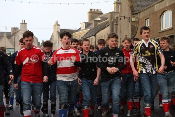 AA076381 - New Years Boys Ba'