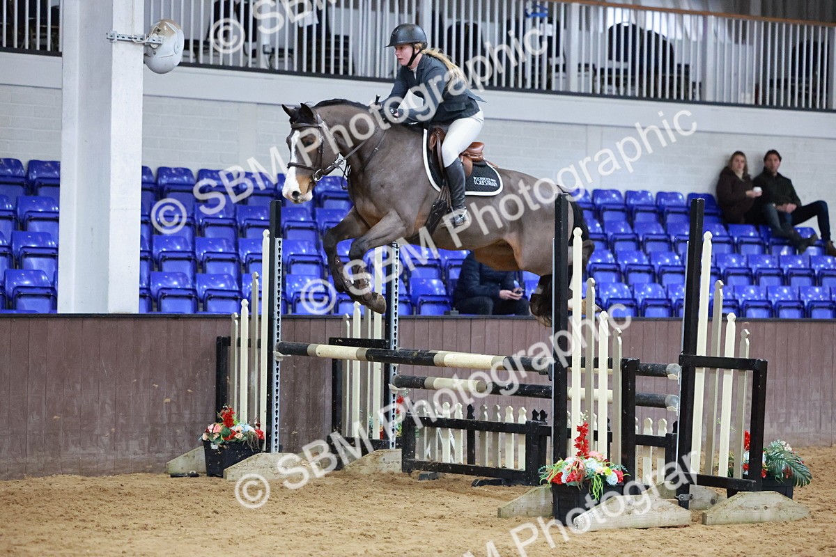 SBM_007554 - Class 24 - Nupafeed Supplements Senior Discovery/ 1m Open