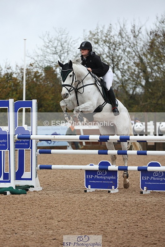 231112A-135208-04689 - Cls 20 Newcomers & 1.10m Open