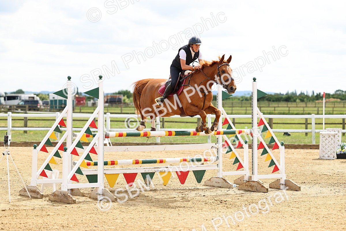 SBM_005949 - Class 19 - Senior Newcomers - 1.10m