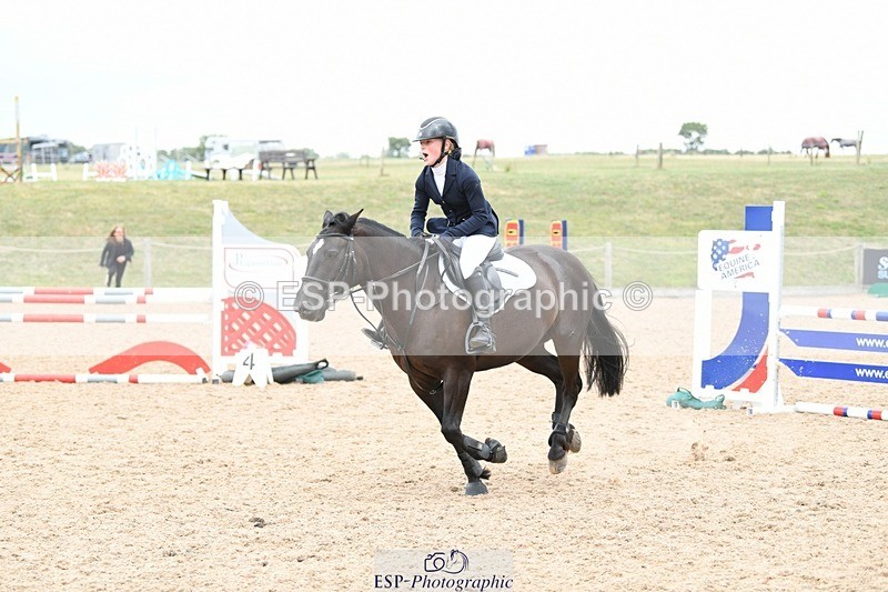 250807-134506-01307 - 90cm Round 2