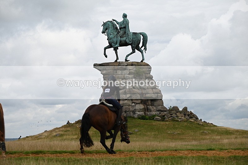 DSC_4254 - Time at Statue 09:50 to 11:09