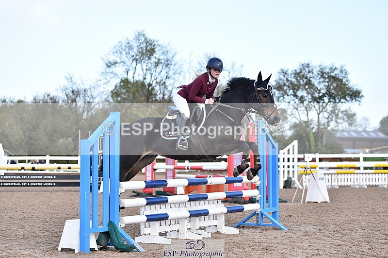 231028A-110220-00665 - Cls 2 British Novice & 80cm Open