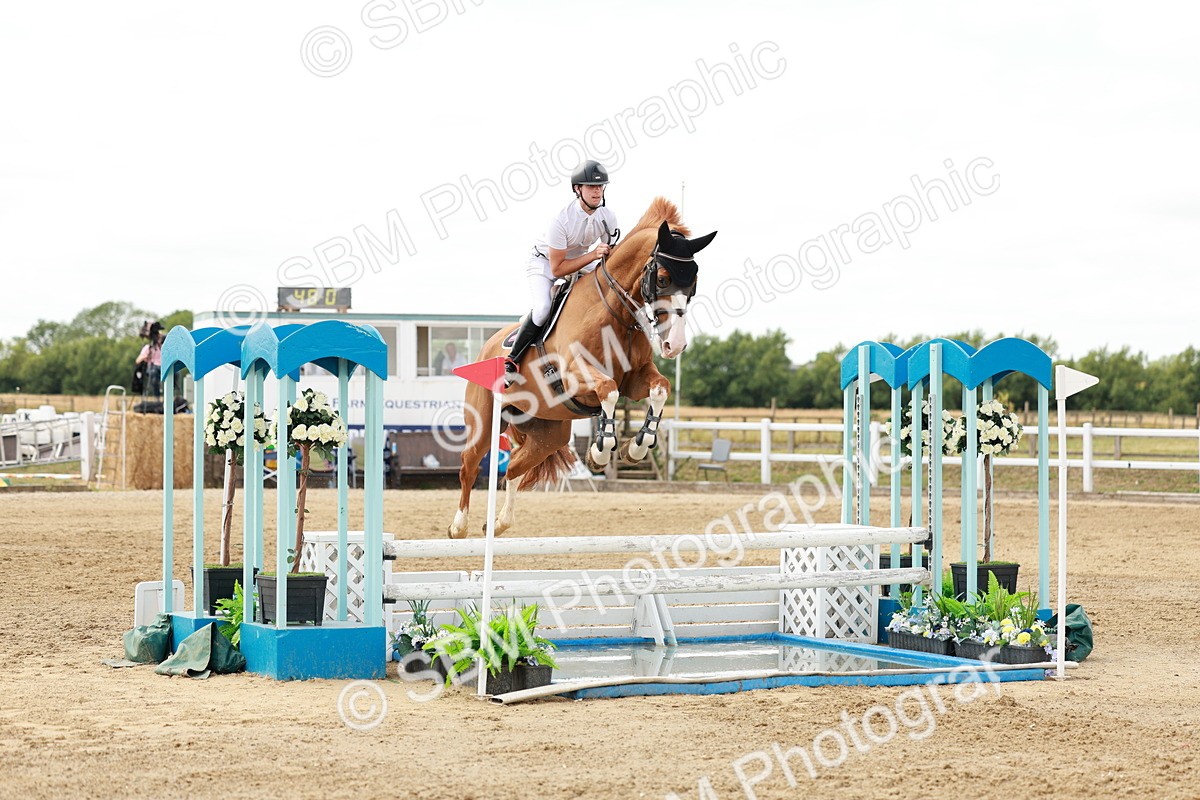 SBM_018781 - Class 21 - Senior Newcomers Championship 2d Rd