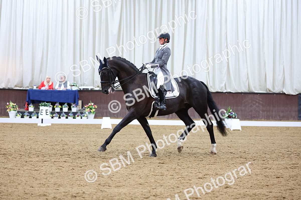 SBM_009504 - Class 14 - FEI Grand Prix - 19.27-20.27