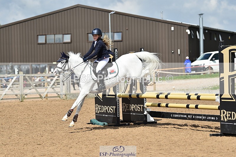 230902A-130928-01337 - Cls 3A Pony Medium 80cm