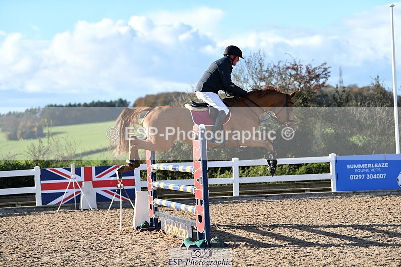231110A-145337-00922 - Cls 6 Foxhunter & 1.20m Open