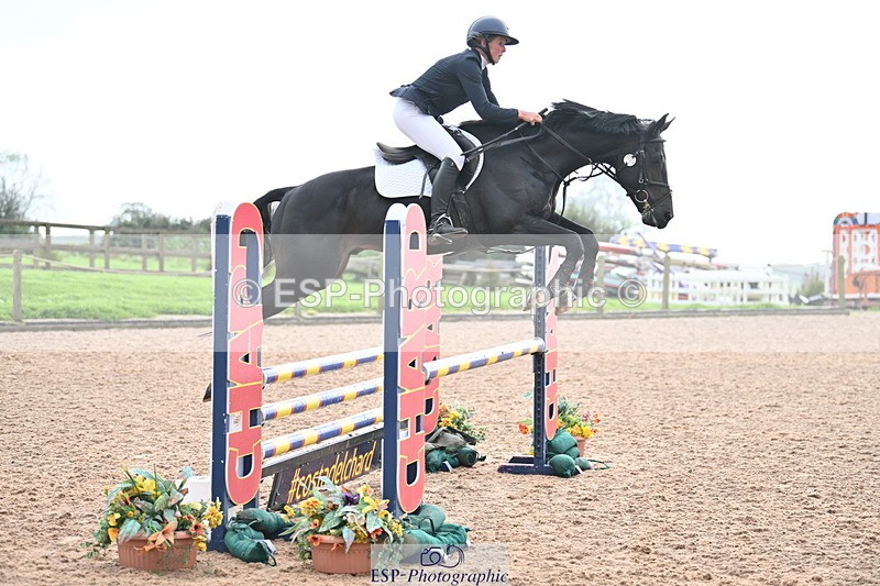 231013A-104438-01289 - Cls 7 Discovery & 1m Open