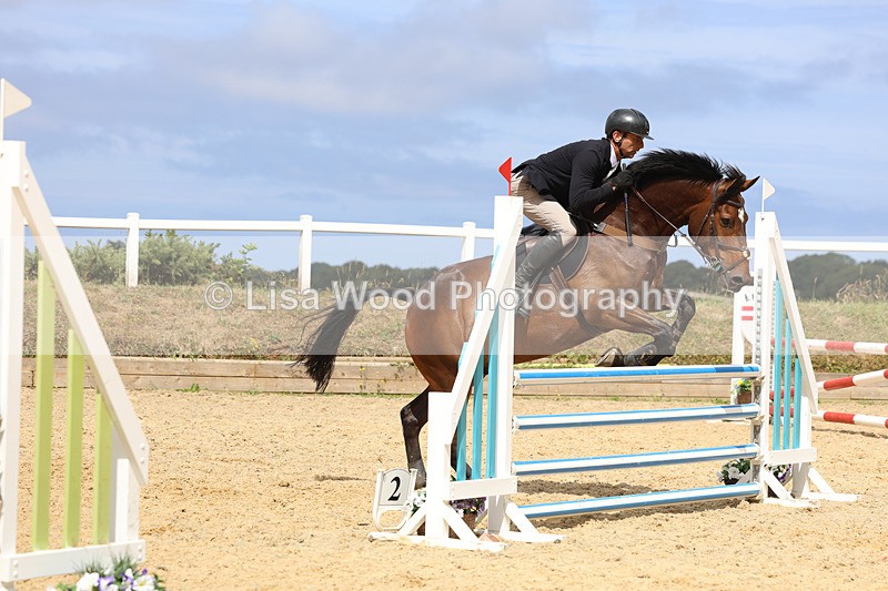3E7A4944 - Class 4: Senior British Novice/90cm open