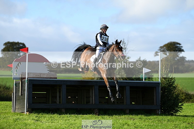 251024A-152557-14745 - C-239-Ellie.Townend