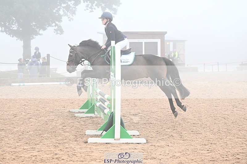 240907A-093552-00143 - Cls 1 Pony Intro 70cm