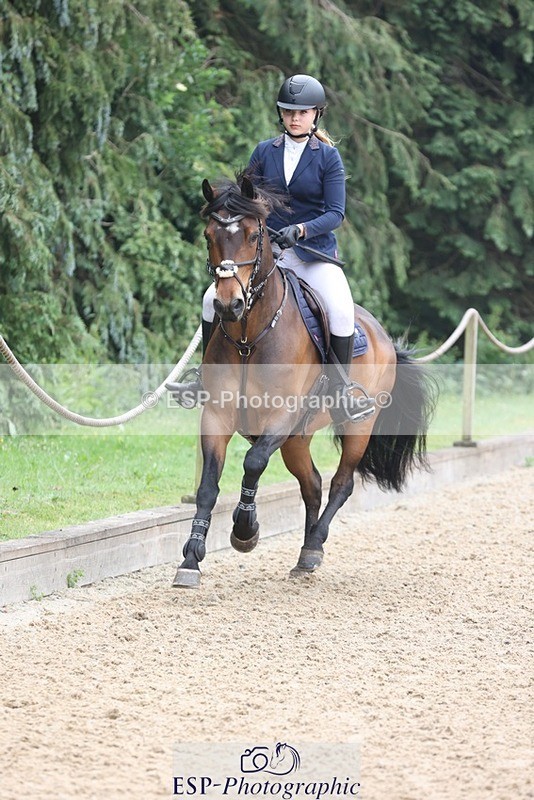 230618-085616-09411 - Cls 19 Pony Intro 1m