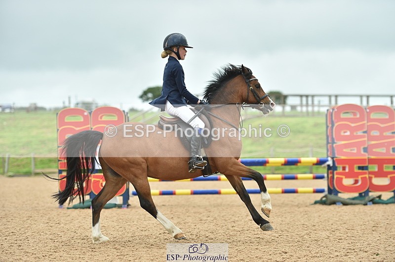 230819A-110524-00377 - Cls 37+38 Springboard +Summer/Winter 128cm + 138cm