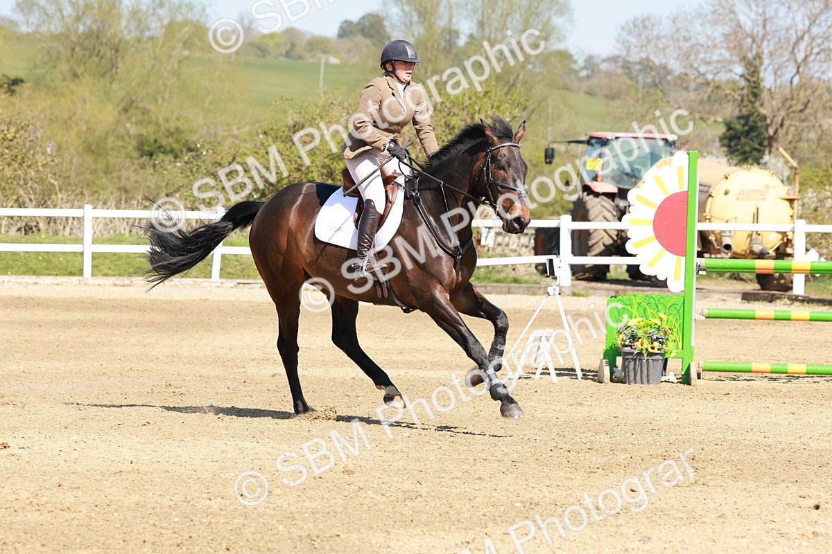 SBM_004160 - Class 17 - Senior Newcomers - 1.10m