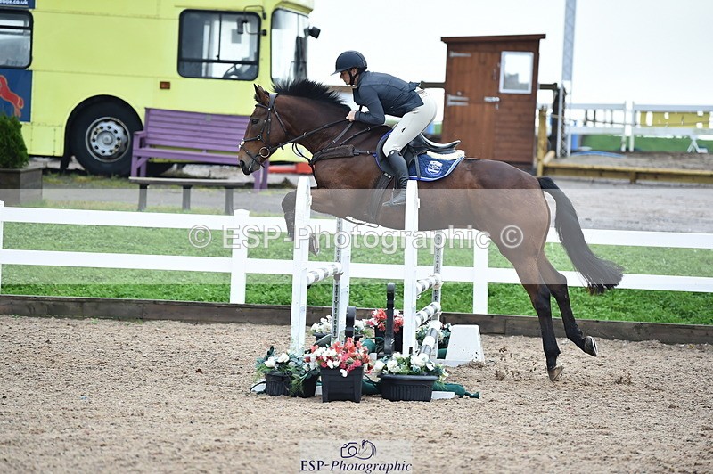 231013A-095106-00865 - Cls 6 British Novice & 90cm Open