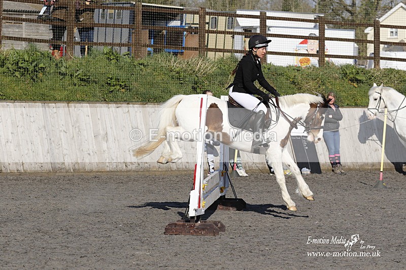 _EST0159 - Bourne Valley Riding Club Winter Showjumping 27/03/22