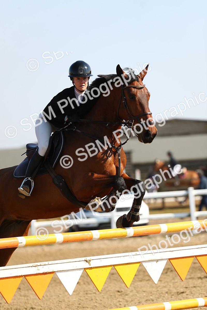 SBM_001301 - Class 5 - Senior Foxhunter - 1.20m