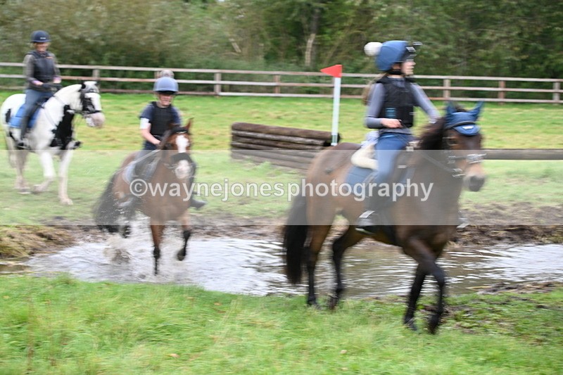 WJ6_7153 - Time at Photographer 13:06 to 13:23