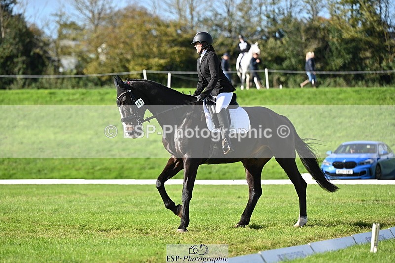 251024A-120338-09498 - F-467-Shareen.Akhtar