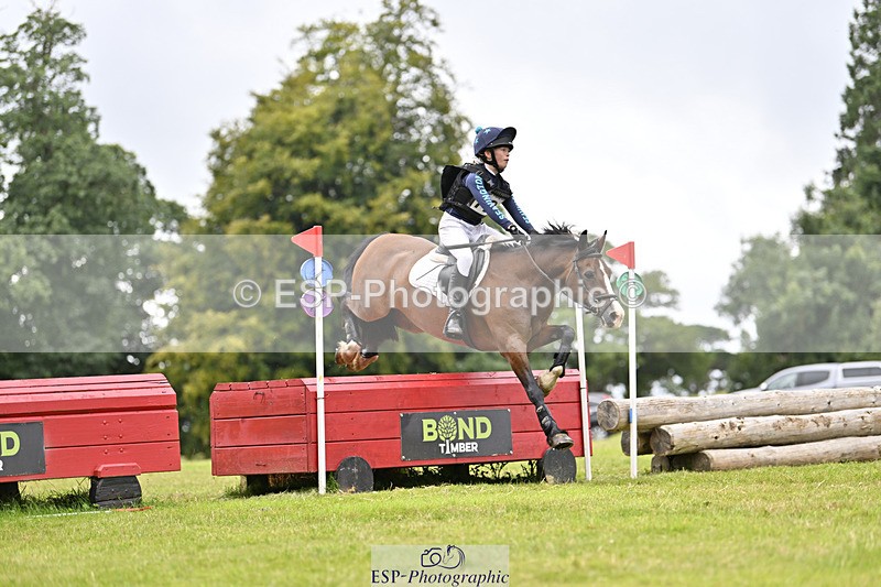 240825X-163406-37549 - 80cm XC 16.30 to 17.30