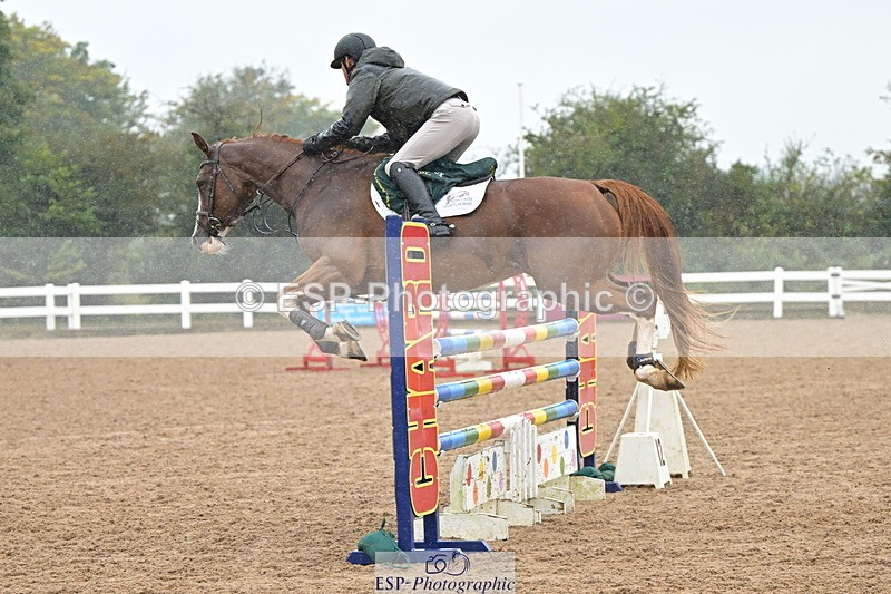 240925A-132955-00879 - Cls 4 Newcomers and 1.10m Open