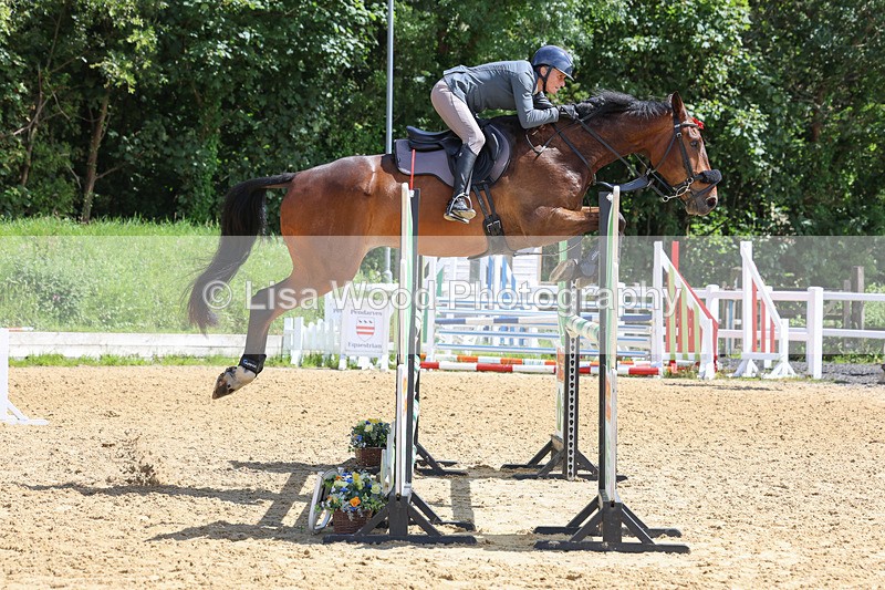 3E7A7432 - Class 8: Senior Newcomers/1.10m open