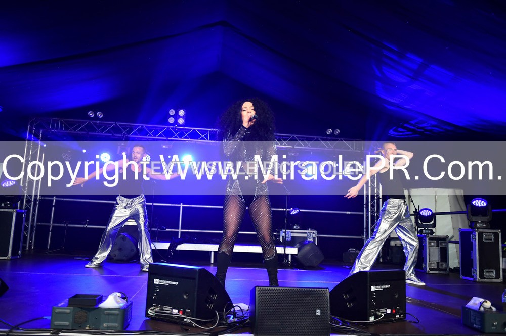 SH4_6141 - The Cher Experience