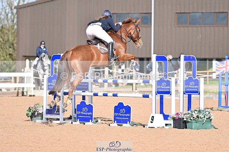 231014A-105255-04246 - Cls 18 Newcomers & 1.10m Open