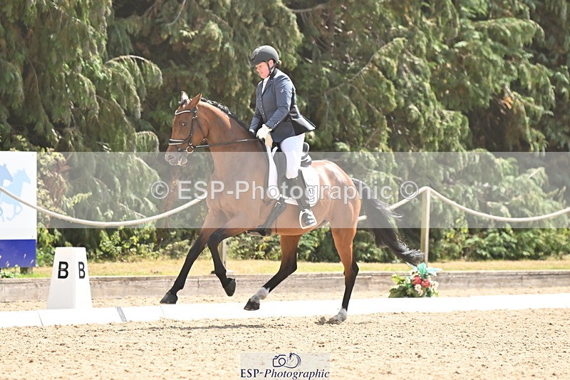 250808A-154547-01610 - 110-Alice.OppenheimerHeadmore.Forever.Ruby