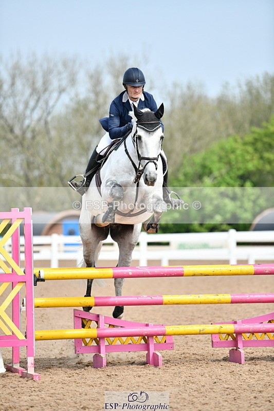 240511A-111447-12015 - Cls 29 1.05m National Am Quali