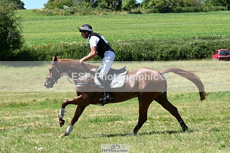 240629X-130041-2881 - 086-Dan_Jocelyn-FREELANCE_Z