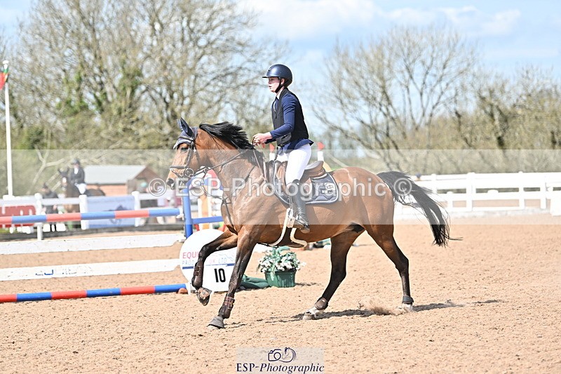 240418A-140024-03679 - Cls 13, 1 Star Bronze Tour 1.10m